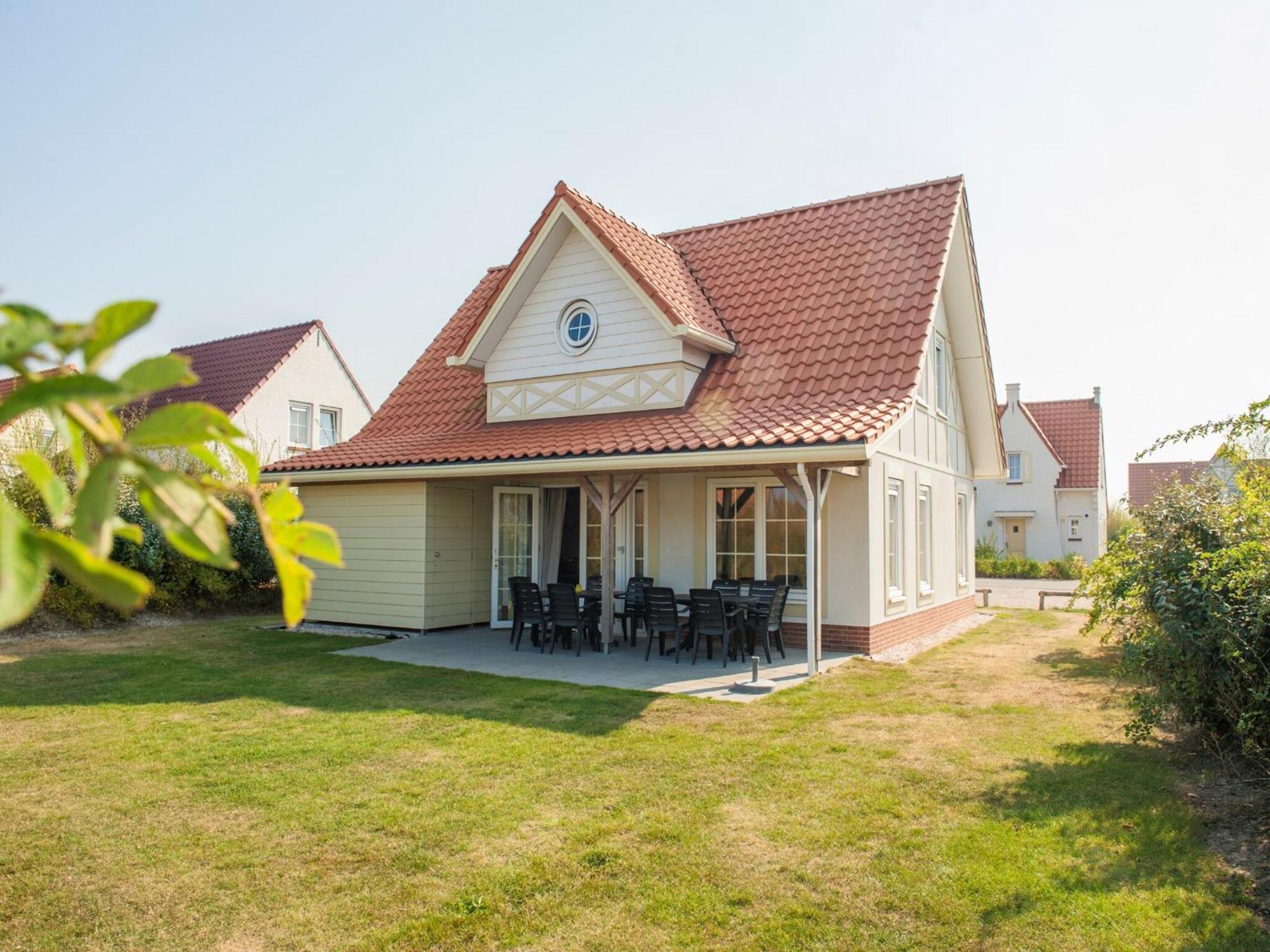 Detached 400 M From The Villa Cadzand